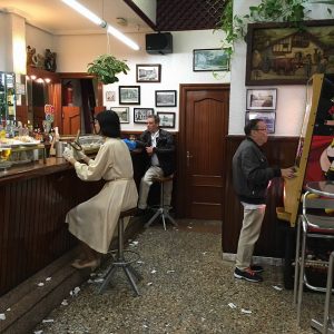 miss beige - bar - le bastart